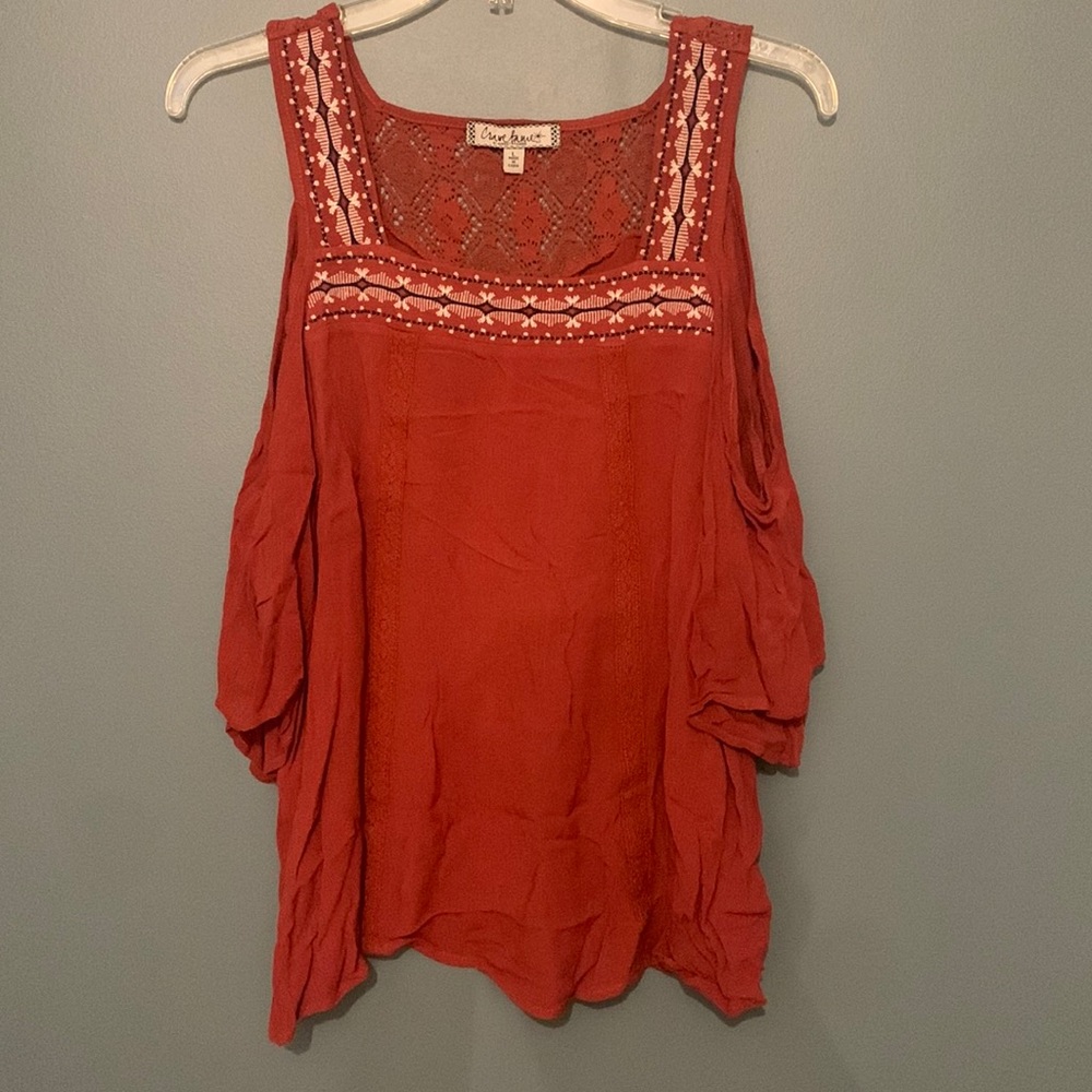 Burnt red shirt size large brand crave fame
